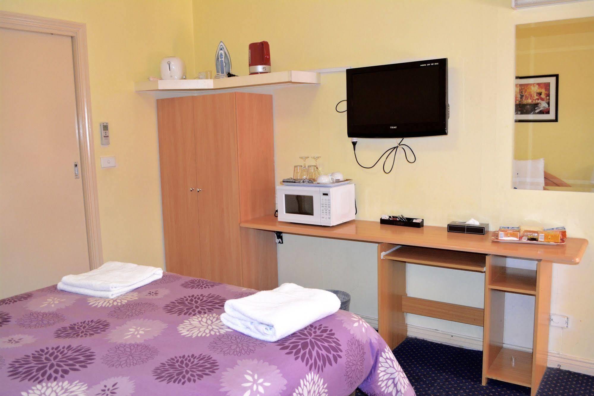 City East Motel Мельбурн Экстерьер фото